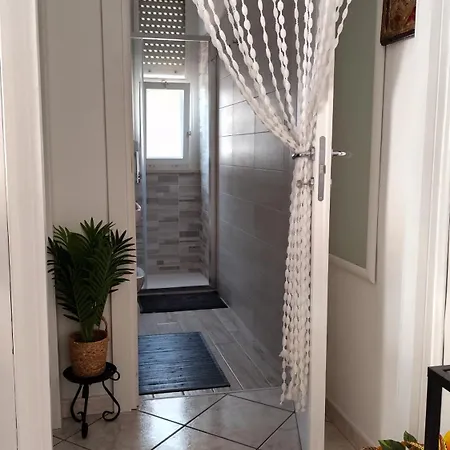 Апартаменты Petite Maison *