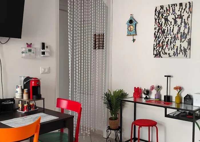 Petite Maison アパート *