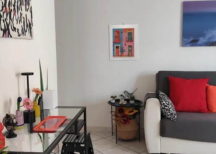 Petite Maison Apartment *